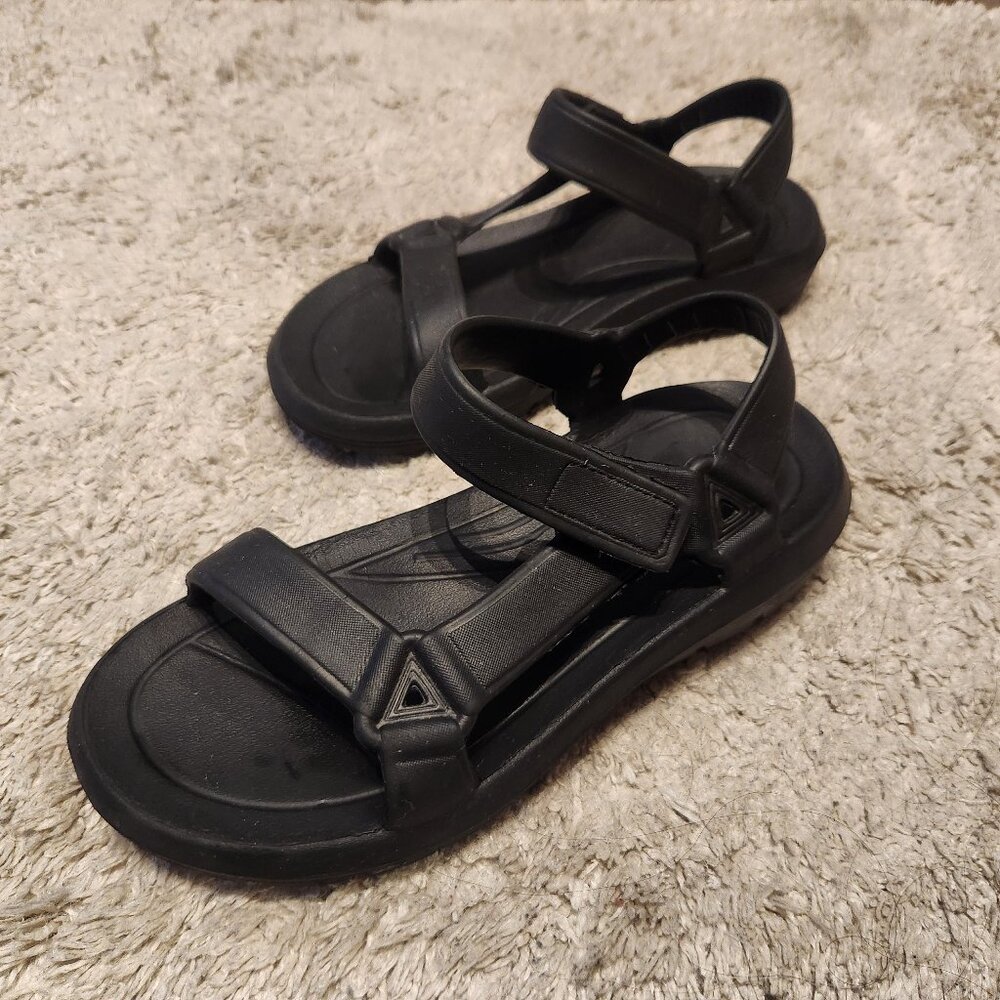 Sandals (W4)